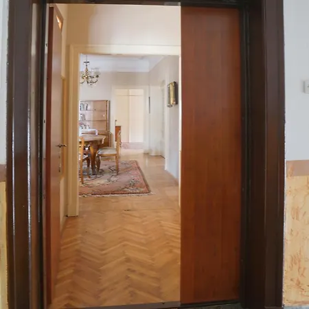 Апартаменти Dvornik Lux