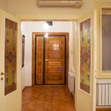 Dvornik Lux Apartment *