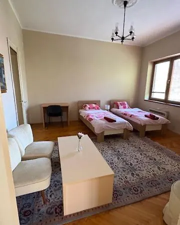 Апартаменти Dvornik Lux *