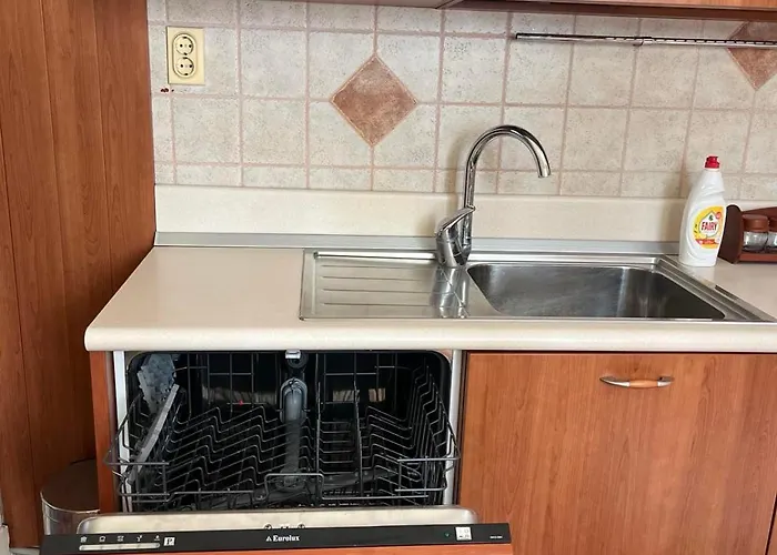 Dvornik Lux * Skopje