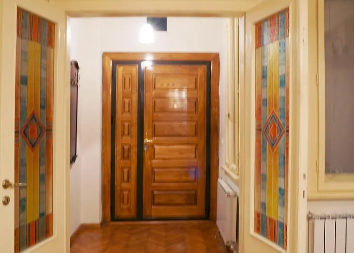 Dvornik Lux Apartment *